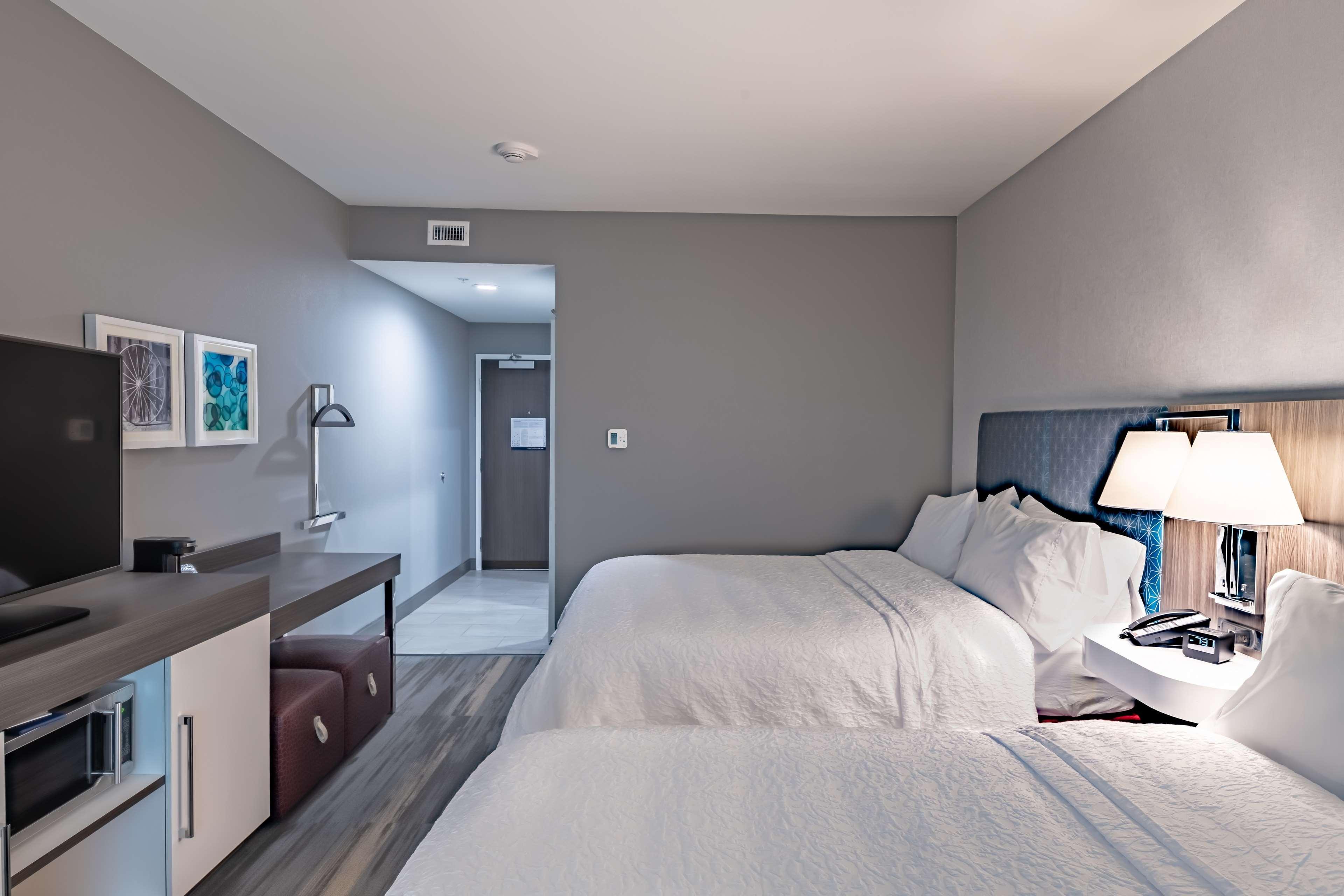 Hampton Inn & Suites Dallas/Plano Central Exterior foto