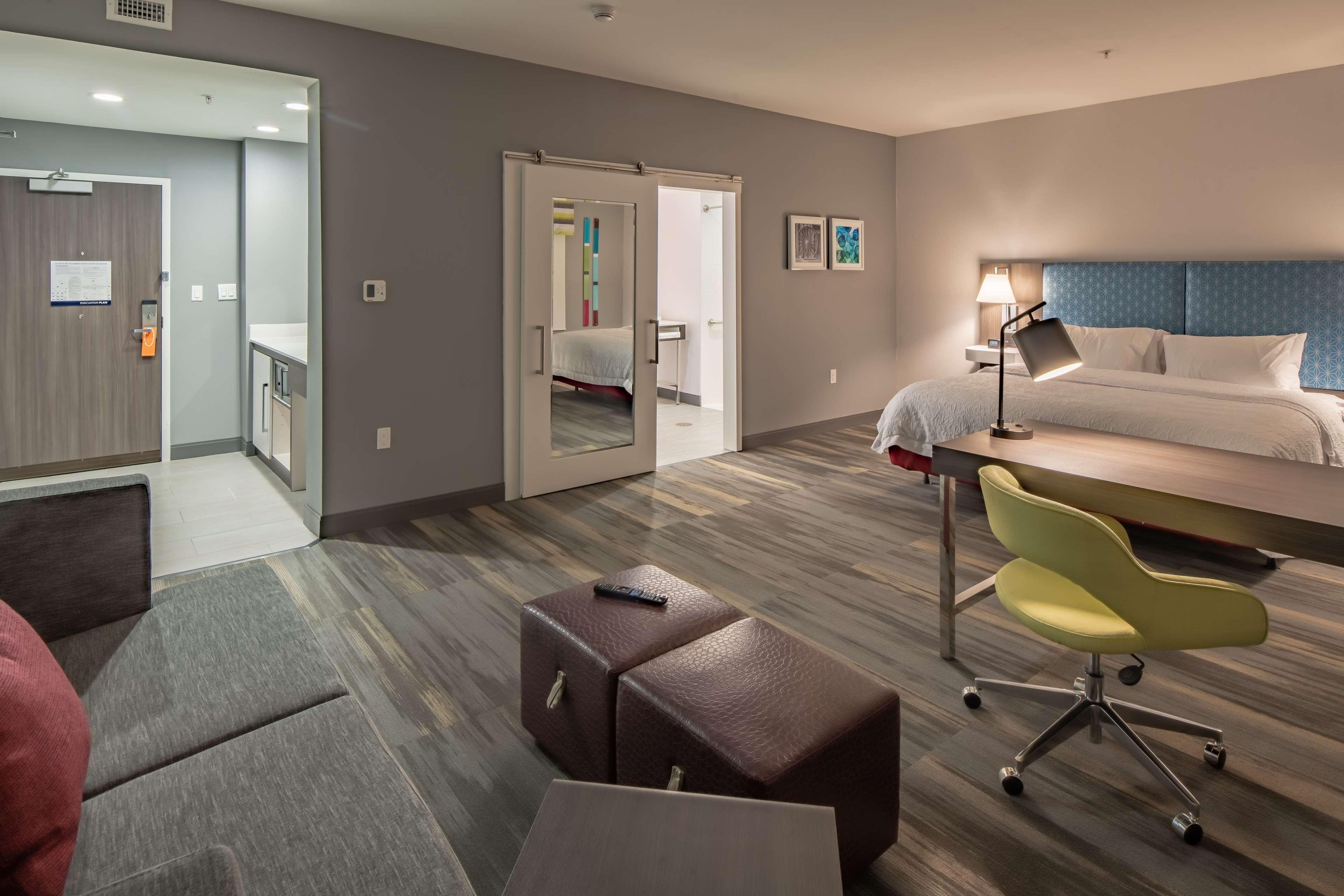 Hampton Inn & Suites Dallas/Plano Central Exterior foto